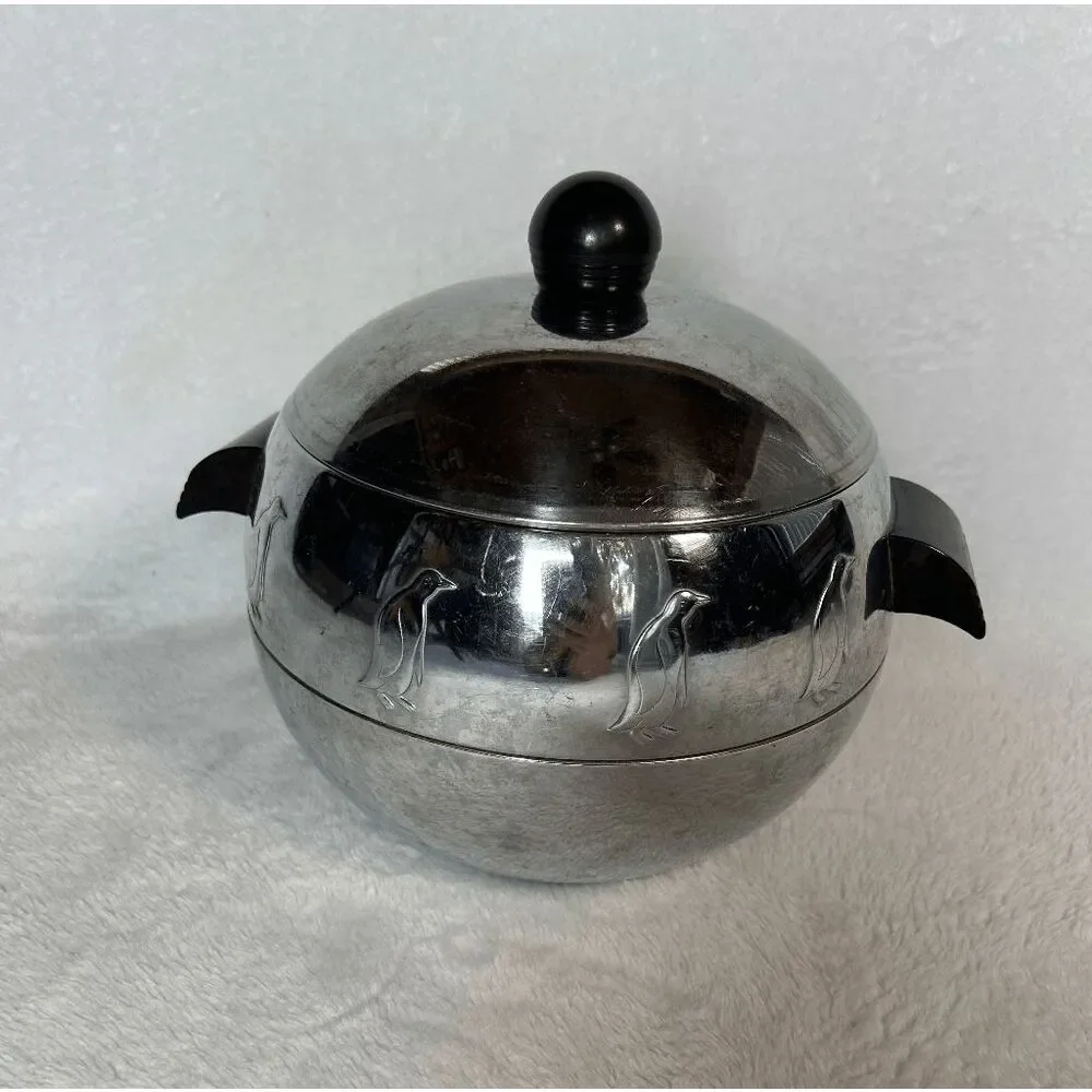 Vintage West Bend Penguin Hot/Cold Server Bakelite Handles Ice Bucket (Read)